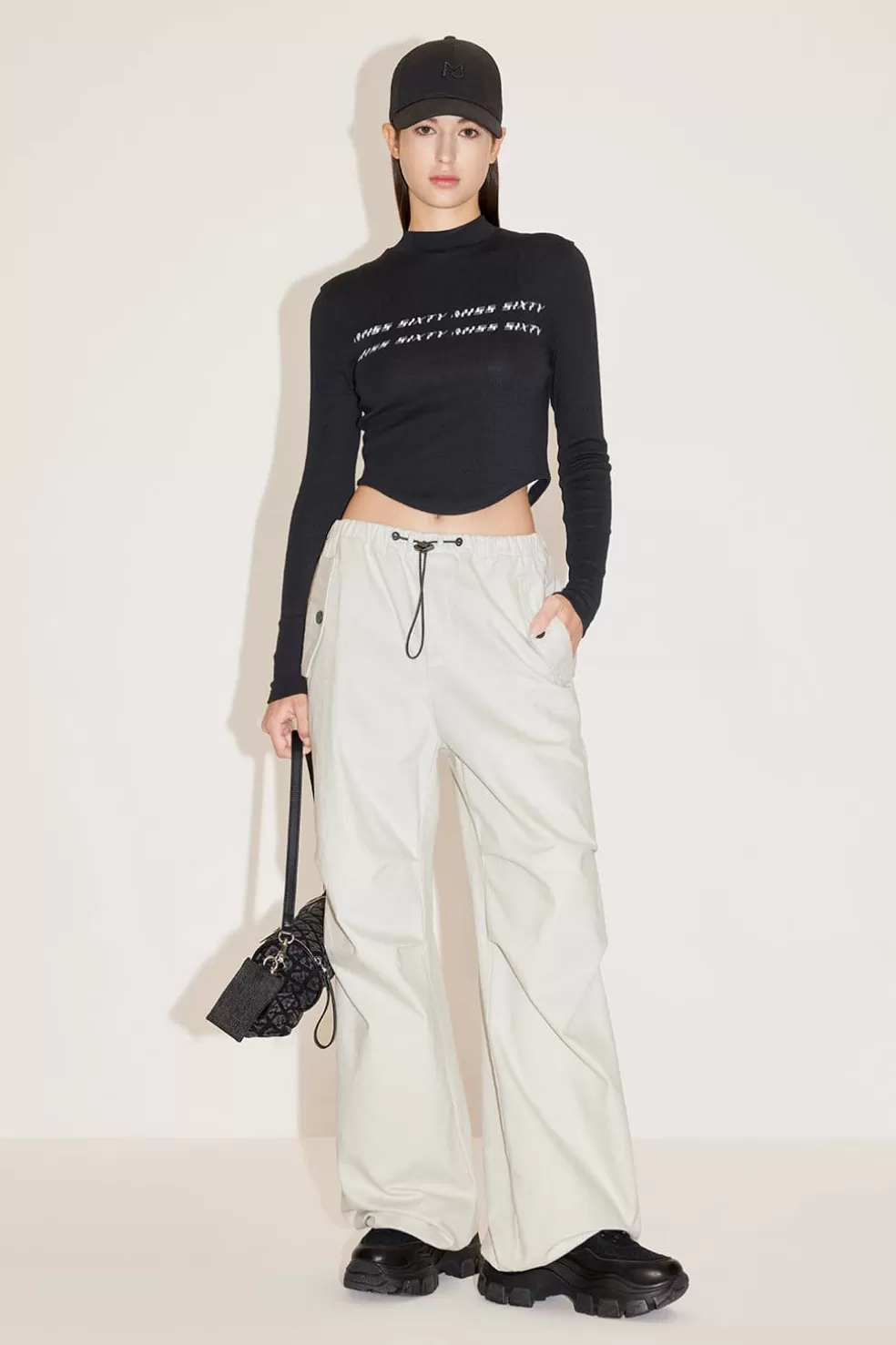 Off-White-Jeans Im Cargo-Stil Zum Binden-Miss Sixty Flash Sale