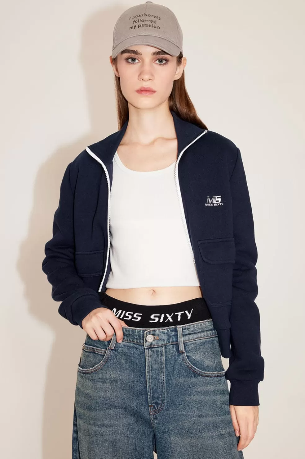 Sportliche, Aber Schlichte Kapuzenjacke Mit Farbblock-Reisverschluss-Miss Sixty Best Sale