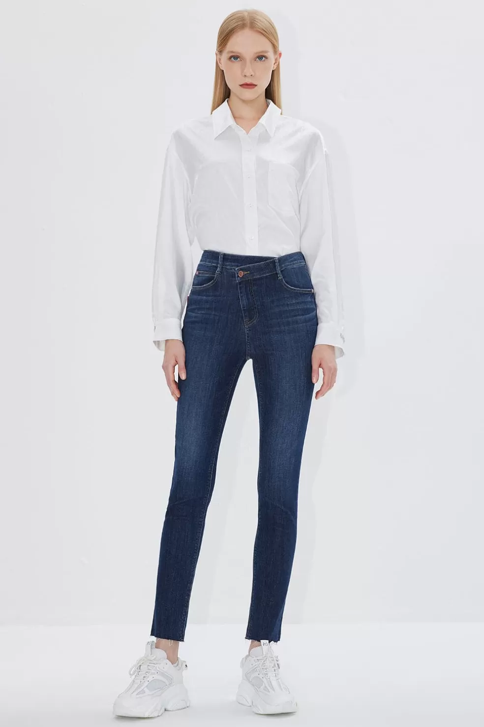 Super Skinny Jeans Mit Asymmetrischer Taille-Miss Sixty Store